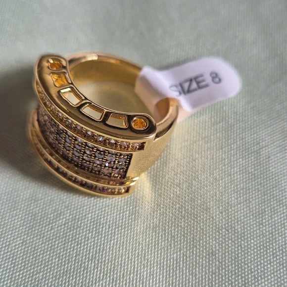 Ring - Picture 6 of 7